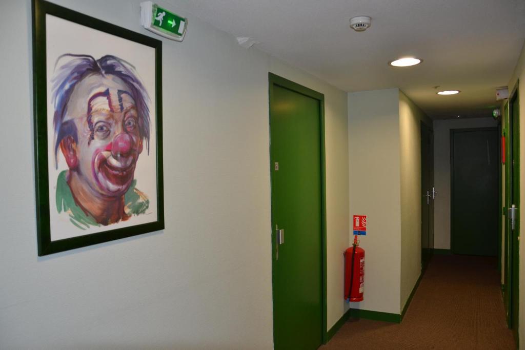 Hotel Les Bénédictins Limoges Habitación foto